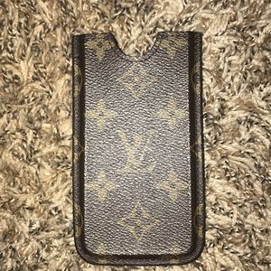 Authentic Louis Vuitton Phone case/ slip